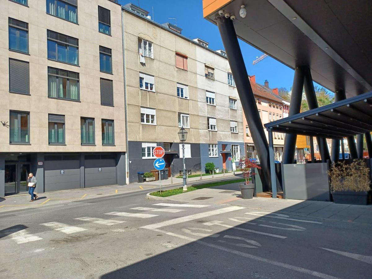 Apartment Elara Zagreb Buitenkant foto